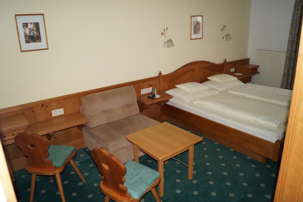 Hotel Sonne St. Johann in Tirol Extérieur photo